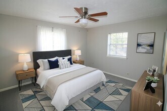 1305 Adams St in Conroe, TX - Building Photo - Building Photo