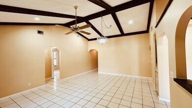 11952 60th St N in West Palm Beach, FL - Building Photo - Building Photo