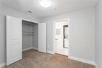 4101 Albemarle St NW, Unit 339 in Washington, DC - Building Photo - Building Photo