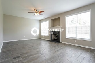 1505 Golden Bell Dr in Raleigh, NC - Building Photo - Building Photo