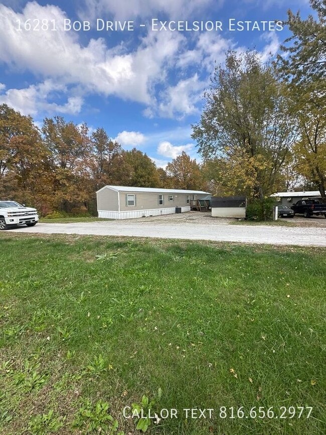 16281 Bob Dr in Lawson, MO - Building Photo - Building Photo