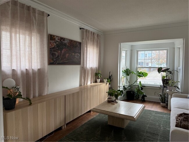 property at 1320 W 108th St