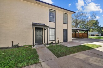 1936 Avenue B in Katy, TX - Building Photo - Building Photo