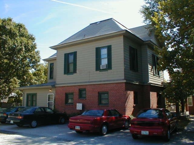 650 S National Ave in Springfield, MO - Building Photo