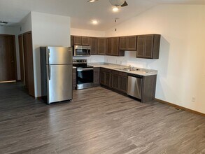 101 Lipton St in Tea, SD - Building Photo - Building Photo