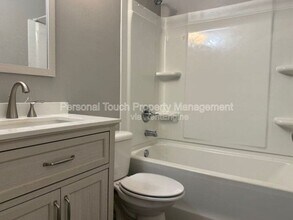 142 6th Ave N in Casselton, ND - Building Photo - Building Photo