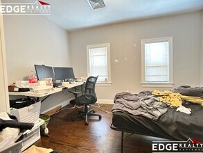 24 Pearson Rd, Unit 3 in Somerville, MA - Foto de edificio - Building Photo