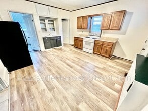 2119 W Michigan St in Evansville, IN - Building Photo - Building Photo