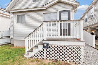 25 Maddox Ave in Milford, CT - Building Photo - Building Photo