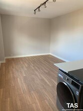 511 W Belmont Ave in Chicago, IL - Building Photo - Building Photo