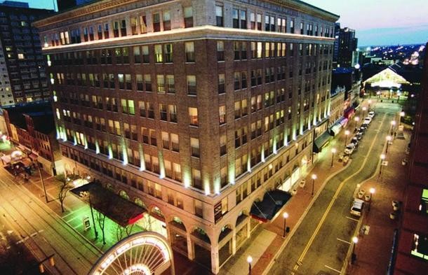 The Atrium in Baltimore, MD - Building Photo