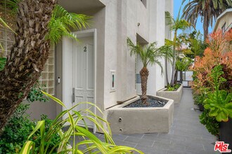 1018 2nd St in Santa Monica, CA - Building Photo - Building Photo