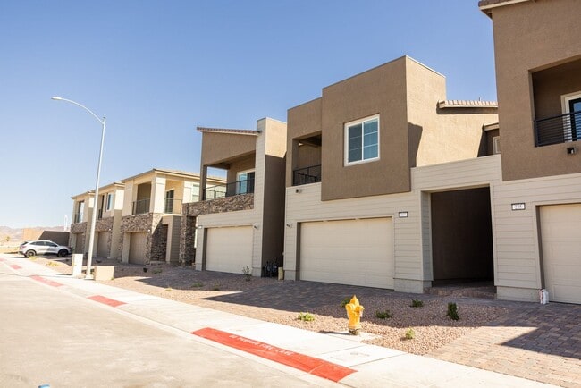 237 McArthur Peak Ave in Henderson, NV - Foto de edificio - Building Photo