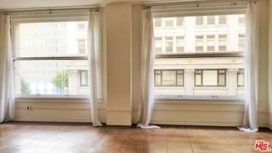 215 W 7th St in Los Angeles, CA - Building Photo - Building Photo