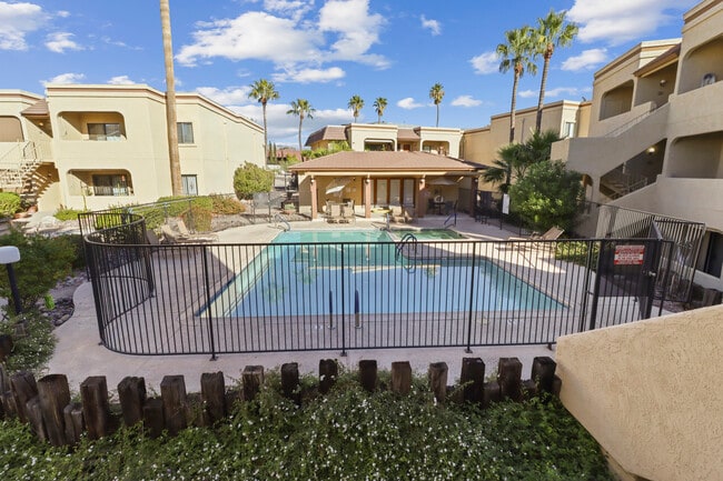 5500 N Valley View Rd, Unit 211 in Tucson, AZ - Foto de edificio - Building Photo