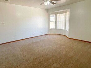 35424 N 15th Ave in Phoenix, AZ - Building Photo - Building Photo