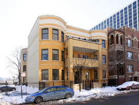 845 W Montrose Ave Apartments