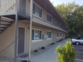 4216 Flintlock Dr-Unit -4216-7 in Louisville, KY - Building Photo - Building Photo