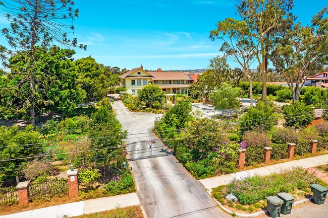 21 F St in Chula Vista, CA - Building Photo - Building Photo