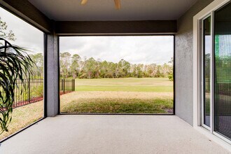 3157 Legends Preserve Dr in Daytona Beach, FL - Foto de edificio - Building Photo