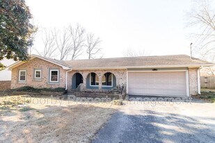 910 Wesley Dr in Middle Valley, TN - Building Photo