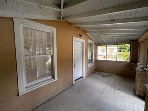 8218 N Klondyke St in Tampa, FL - Building Photo - Building Photo