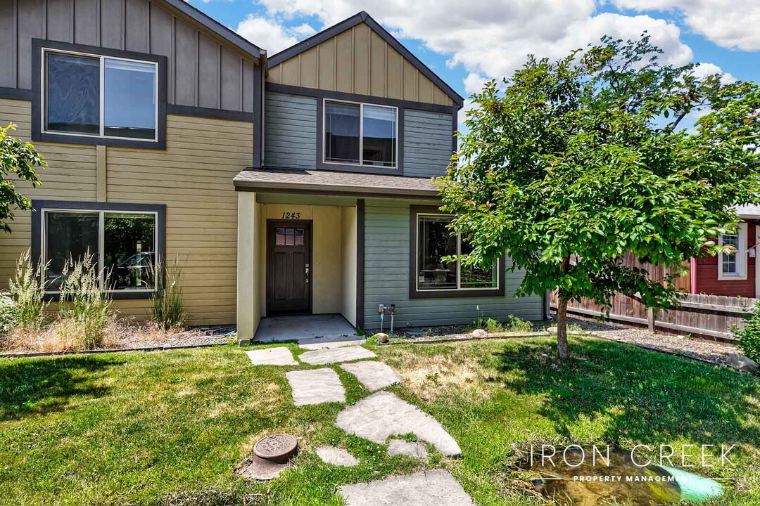 1243 S Division Ave in Boise, ID - Building Photo