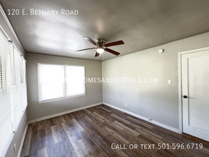 120 E Bethany Rd in North Little Rock, AR - Building Photo - Building Photo