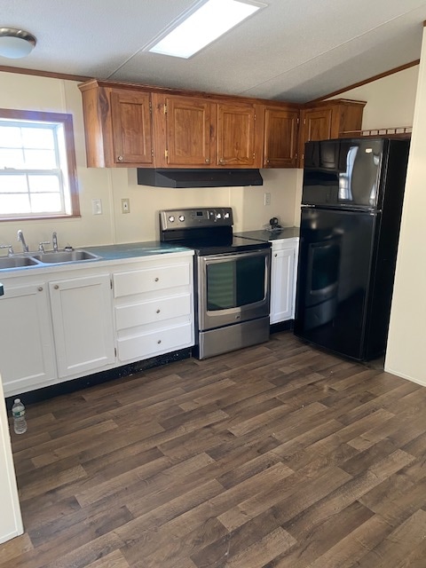 property at 5 Rocky Wy
