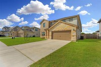 508 Windy Reed Rd in Hutto, TX - Foto de edificio - Building Photo