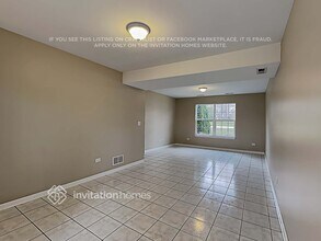 29835 Bayshore Dr in Lake Bluff, IL - Building Photo - Building Photo
