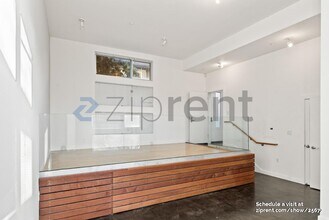 2910 Mandela Pkwy in Oakland, CA - Building Photo - Building Photo