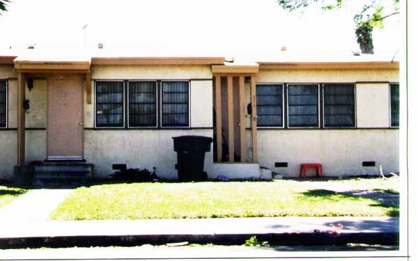 370-372 E Fir Ave in Oxnard, CA - Building Photo - Building Photo