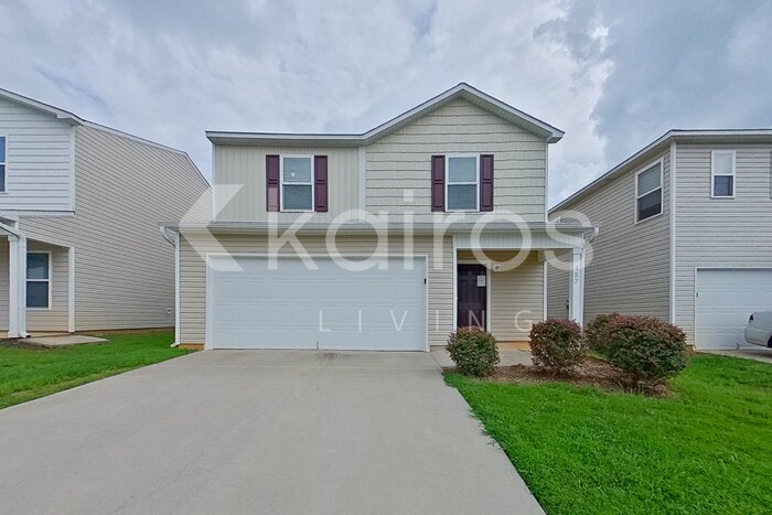 457 Wagon Trail in Duncan, SC - Building Photo