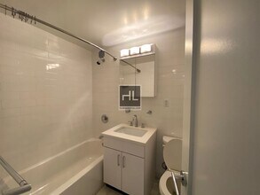 EAST 69 STREET in New York, NY - Building Photo - Building Photo