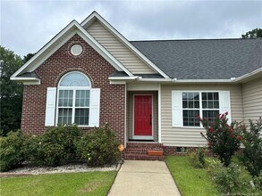 1673 Kershaw Loop in Fayetteville, NC - Building Photo - Building Photo