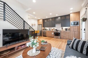 34 W Cremona St, Unit GO ID1035999P in Seattle, WA - Building Photo