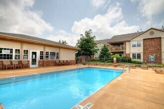 3648 Thornhill Dr in Champaign, IL - Building Photo - Building Photo