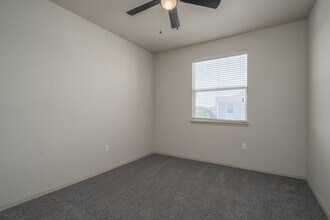 Aria at Wilcrest in Houston, TX - Foto de edificio - Interior Photo