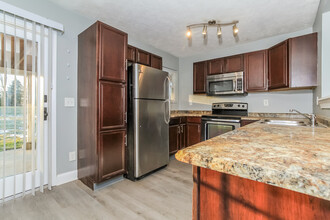 3885 Mark Ct in Cincinnati, OH - Building Photo - Building Photo