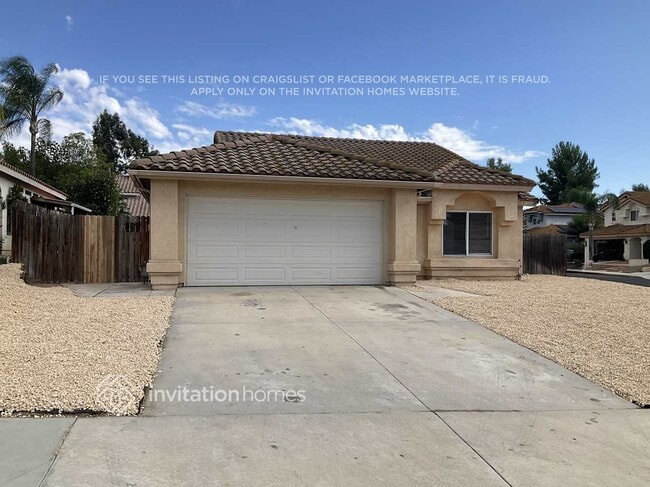 property at 39272 Vía Lar