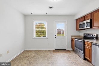 405 Willow Lawn Dr in Culpeper, VA - Building Photo - Building Photo