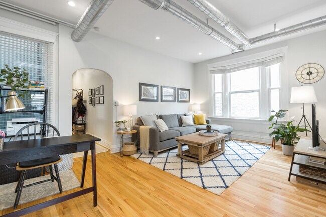 846 W Sheridan Rd in Chicago, IL - Building Photo - Building Photo
