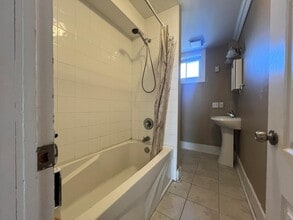 73 St Paul St in St Catharines, ON - Building Photo - Building Photo