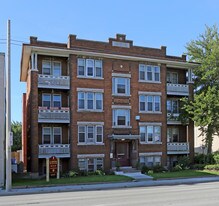 Gladstone Apartments