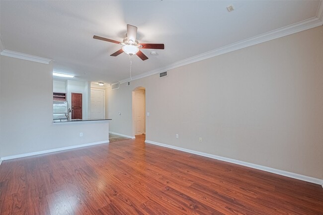 property at 7575 Kirby Dr