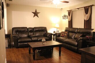 199 Sandpiper Dr in Richmond Hill, GA - Building Photo - Building Photo