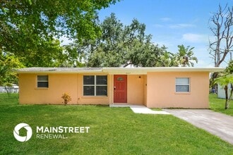 4427 E Drake Blvd in Bradenton, FL - Building Photo - Building Photo
