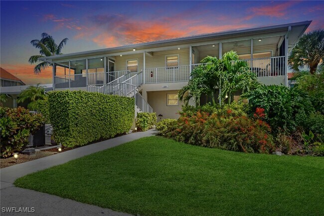 1351 Curlew Ave in Naples, FL - Building Photo - Building Photo