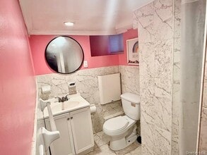 113-17 209th St in Queens, NY - Building Photo - Building Photo